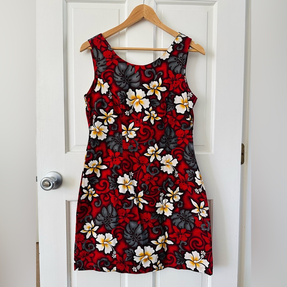 Vintage Aloha Republic Hawaiian Sleeveless Dress Red Floral Hibiscus USA Size M